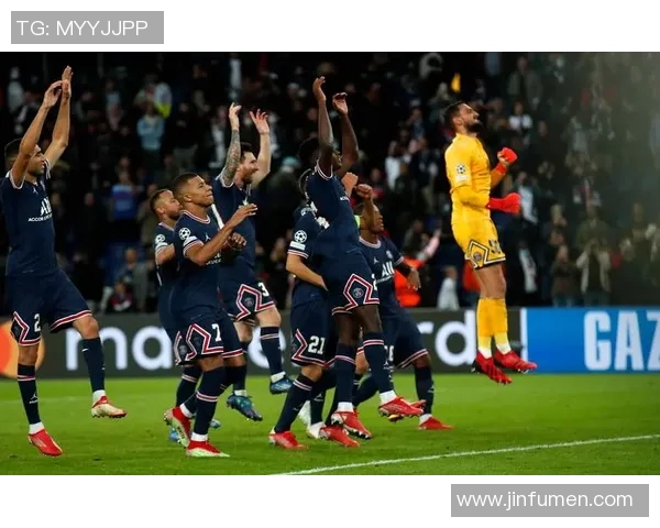 巴黎圣曼与利物浦激战在即谁能在欧冠赛场上笑到最后